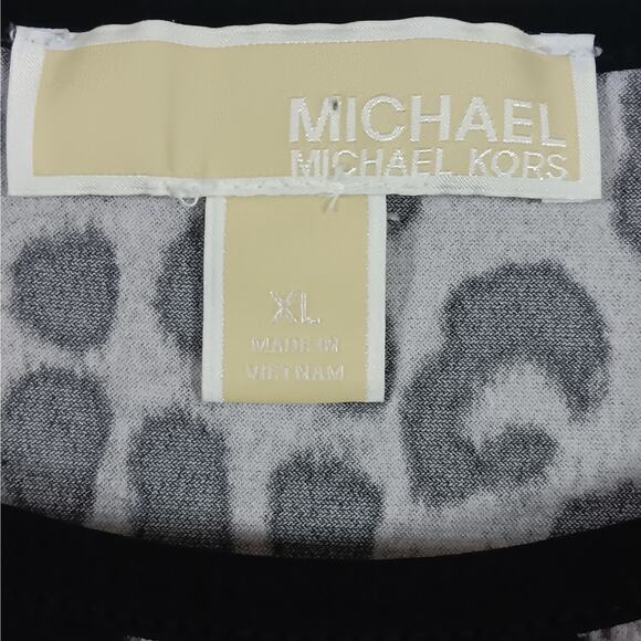 Michael Michael Kors Animal Print Top Size XL Black and Gray Flared Long Sleeves - Picture 9 of 9